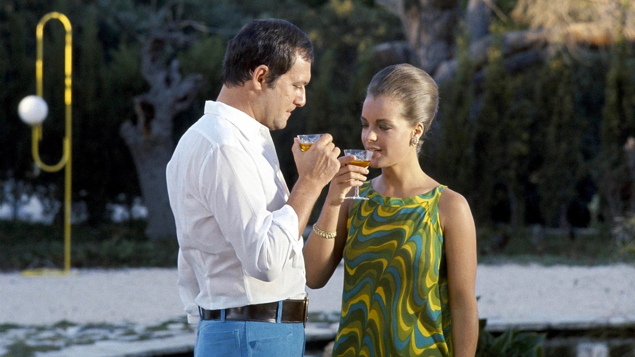 دانلود فیلم The Swimming Pool 1969