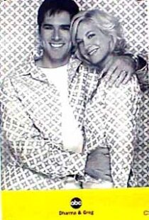 دانلود سریال Dharma & Greg89447-1233212315