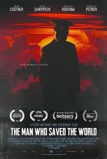 دانلود فیلم The Man Who Saved the World 2014369131-1499451492