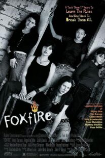 دانلود فیلم Foxfire 1996371518-567532695