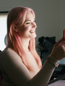 دانلود فیلم Money Shot: The P.rnh.b Story 2023375411-484487745