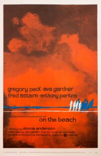 دانلود فیلم On the Beach 1959399529-489510305