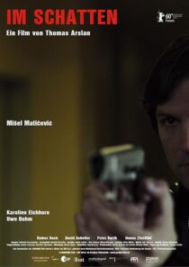 دانلود فیلم Im Schatten 2010397878-1753299620
