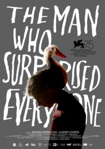 دانلود فیلم The Man Who Surprised Everyone 2018406621-802607437