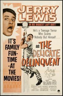 دانلود فیلم The Delicate Delinquent 1957422627-215012317