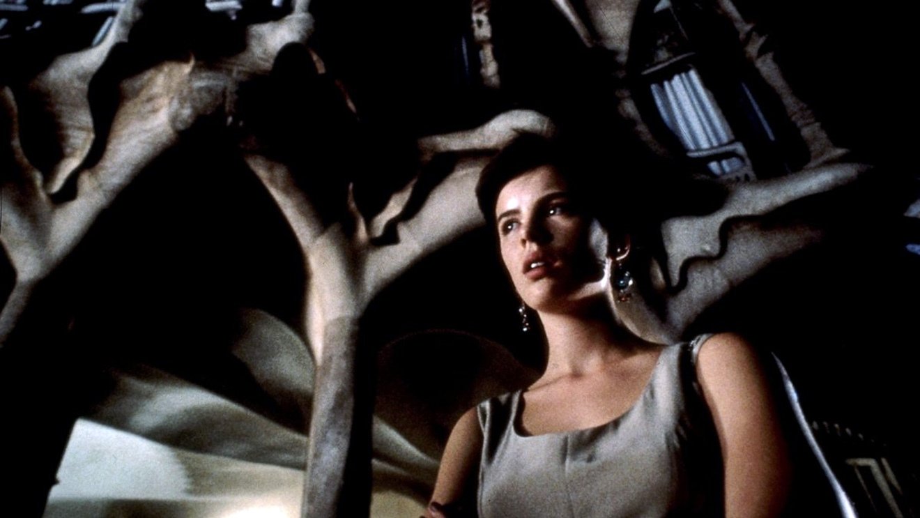 دانلود فیلم Uncovered 1994