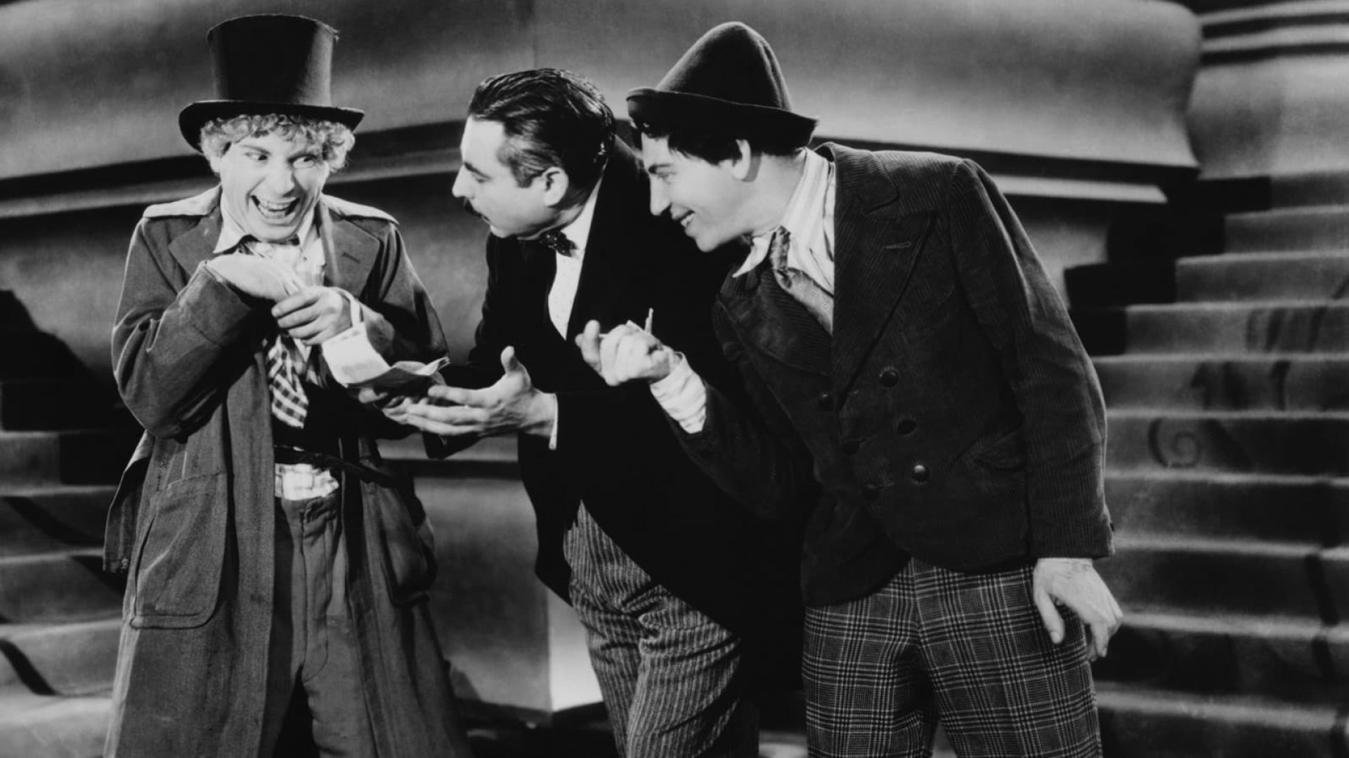 دانلود فیلم Animal Crackers 1930