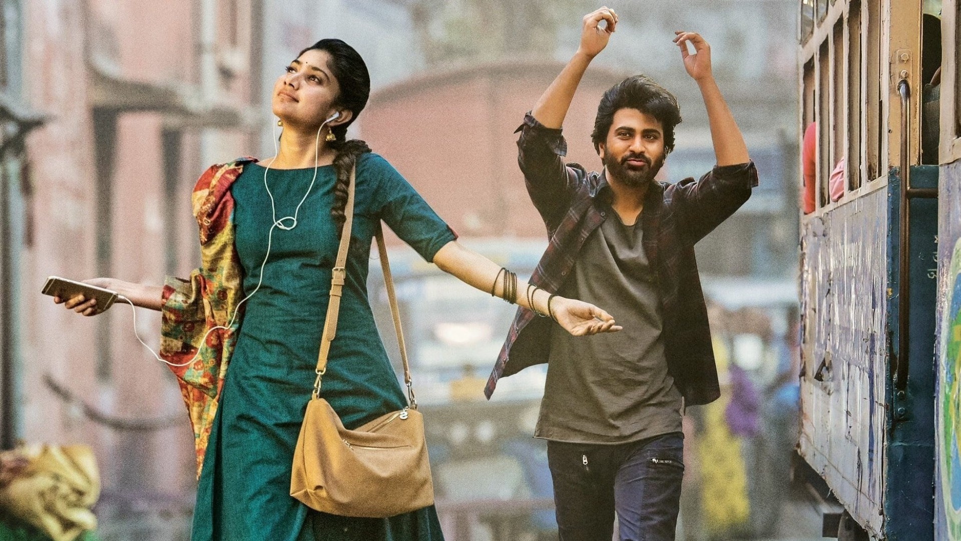 دانلود فیلم هندی Padi Padi Leche Manasu 2018