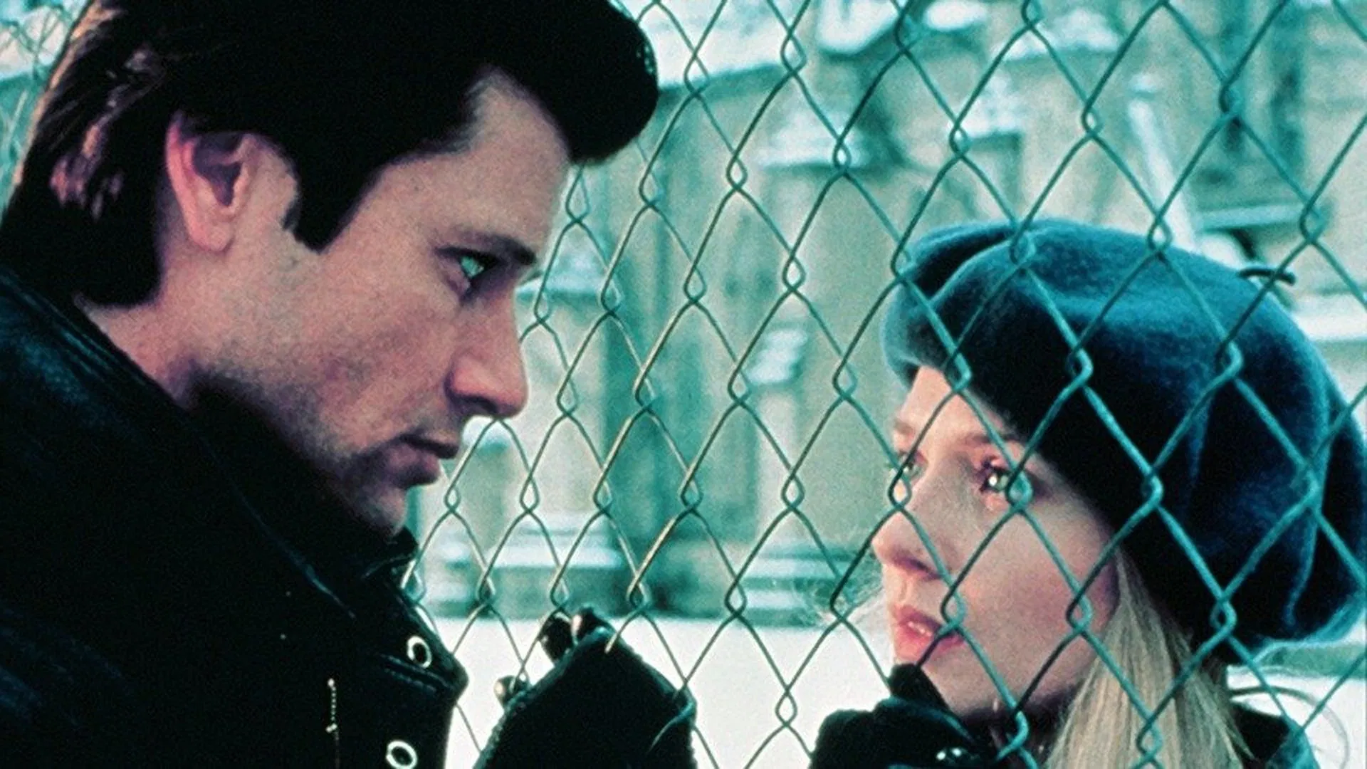 دانلود فیلم Between Love and Honor 1995