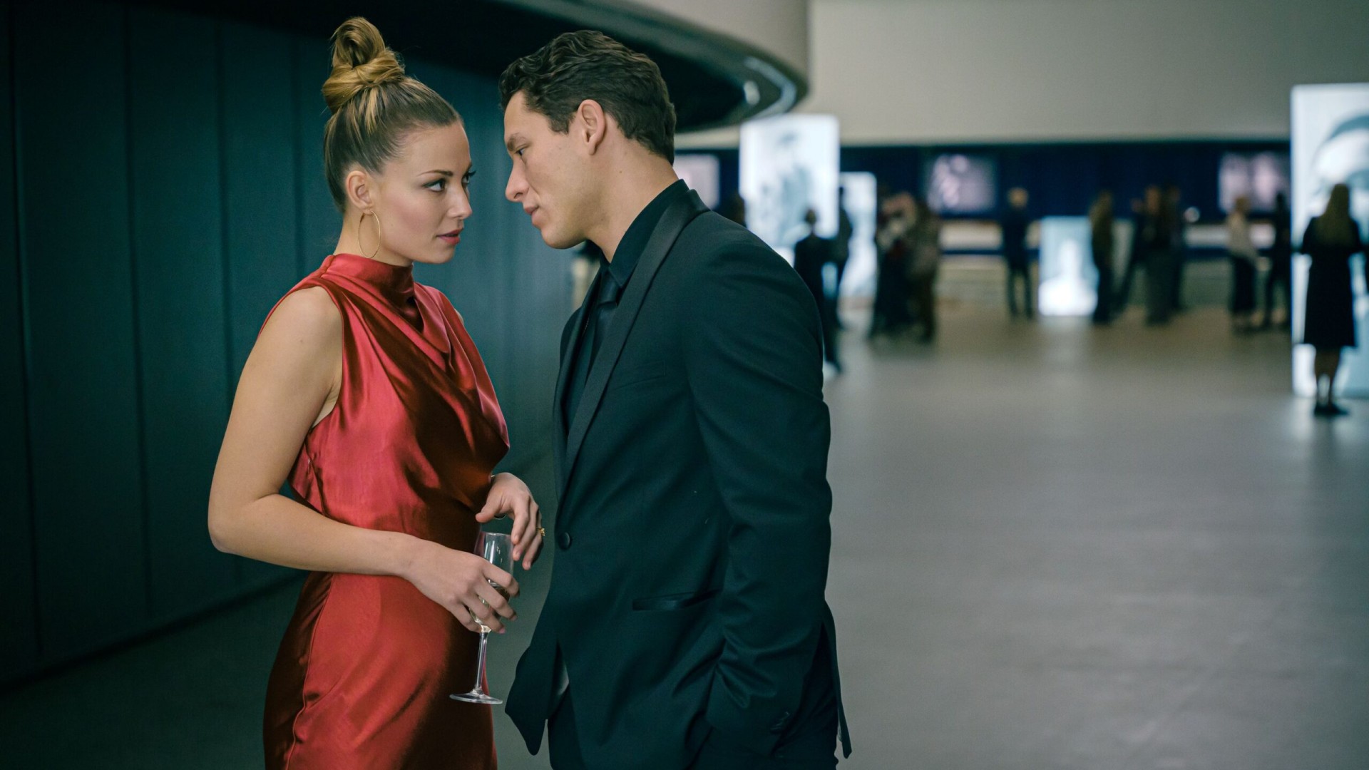 دانلود فیلم Un/Dressed 2024